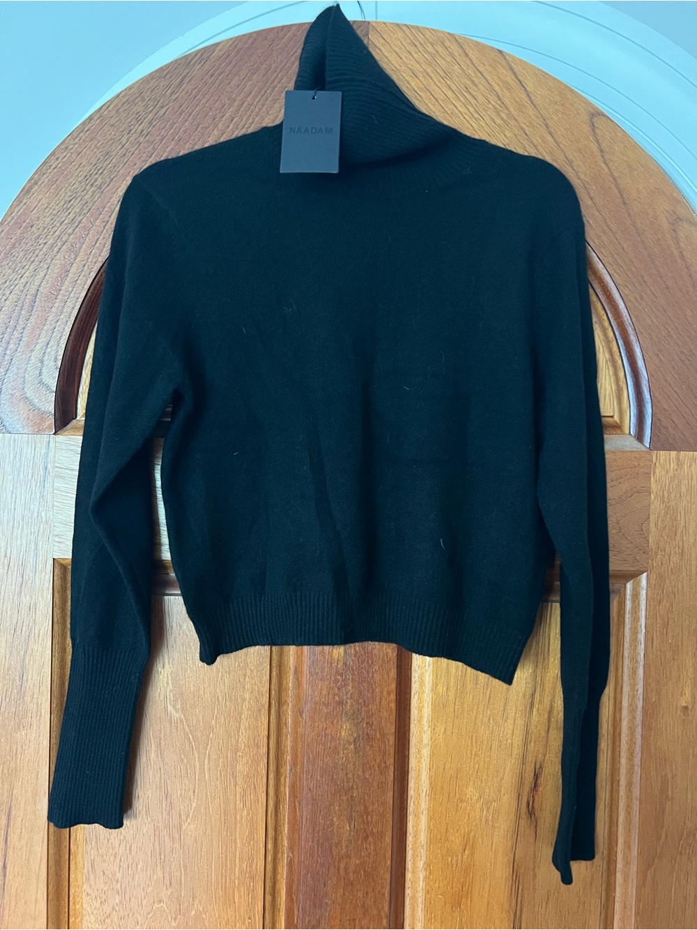 NAADAM Cashmere Cropped Turtleneck Size Large RT $150 NWT Black